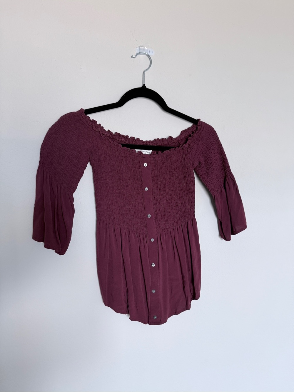 Abercrombie & Fitch Off-Shoulder Top/Blouse